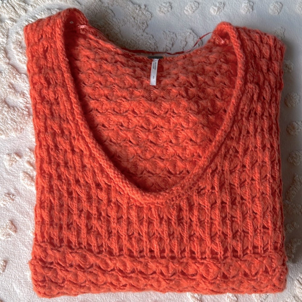 FREE PEOPLE V-Neck Sweater